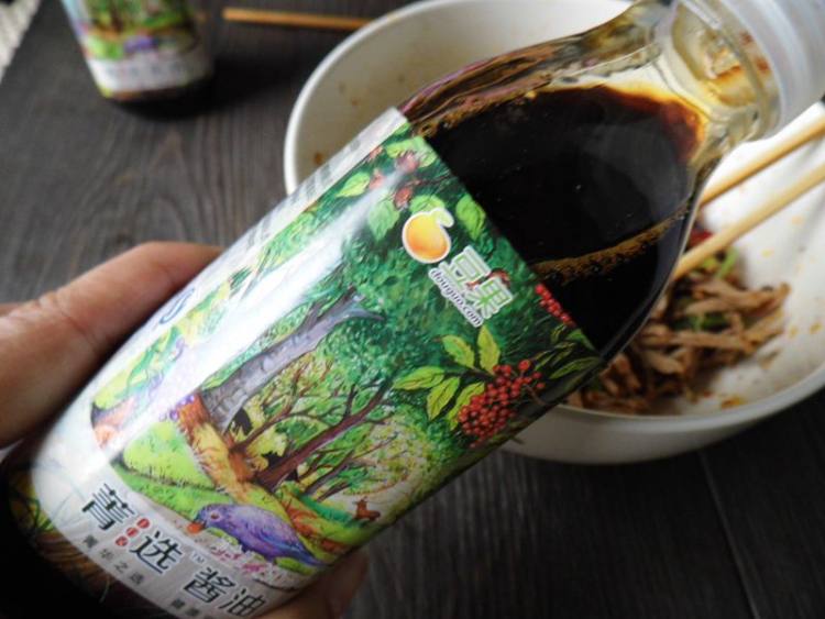 芫荽凉拌鸭丝步骤11
