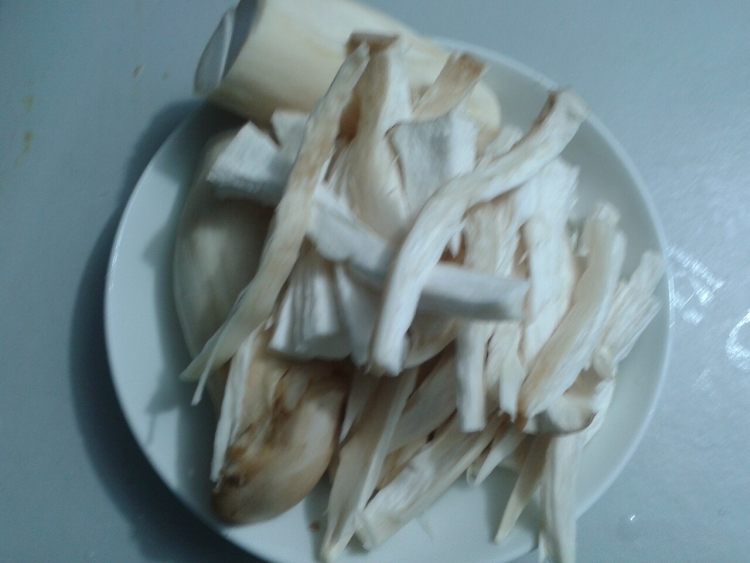 口口脆杏鲍菇步骤1