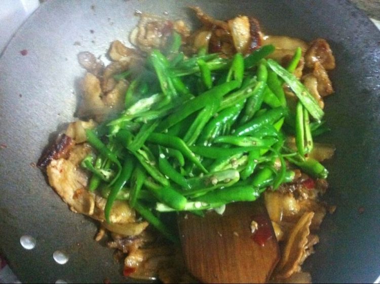 四川农家炒肉步骤9