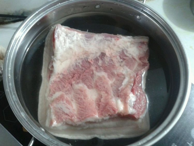烧白（扣肉）步骤1