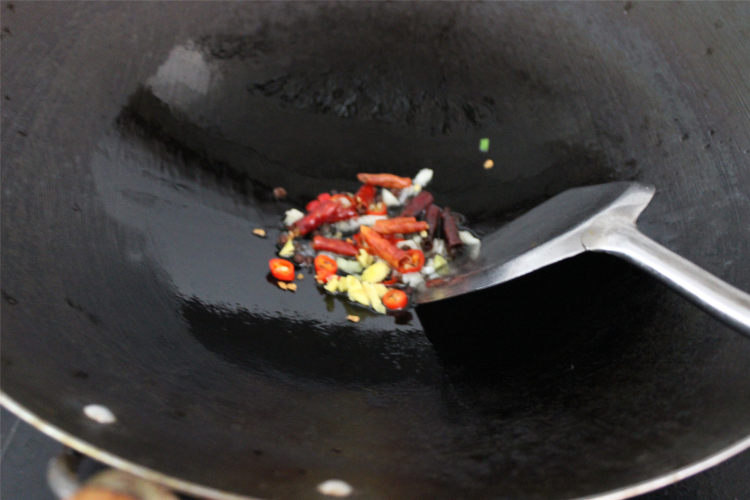 麻辣嫩豆腐步骤4