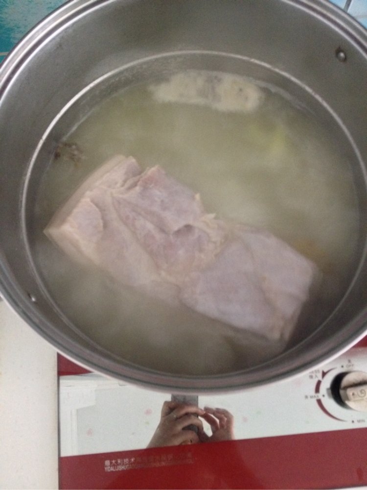 四川烧白（扣肉）步骤1