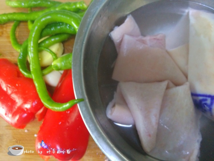 辣炒肉皮步骤1