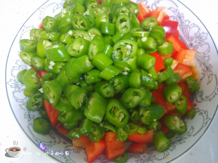 辣炒肉皮步骤3