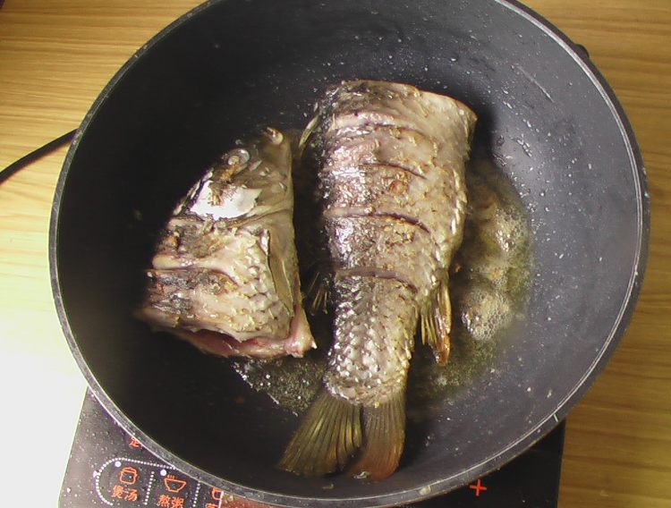 泡菜鲤鱼步骤6