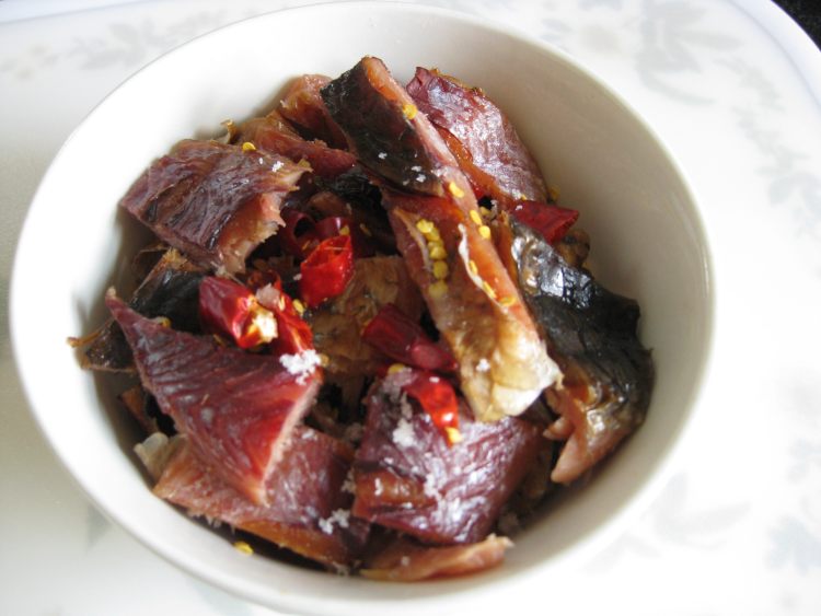 清蒸腊鱼步骤5