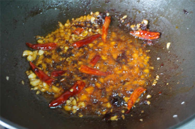 麻辣仔鸡步骤9