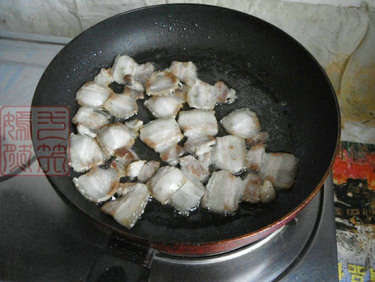蒜苔回锅肉步骤4
