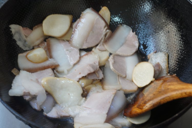 杏鲍菇回锅肉步骤7