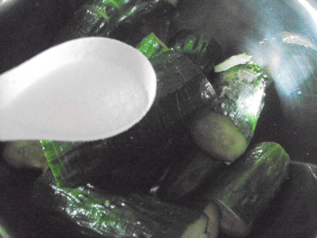 酸辣黄瓜步骤5