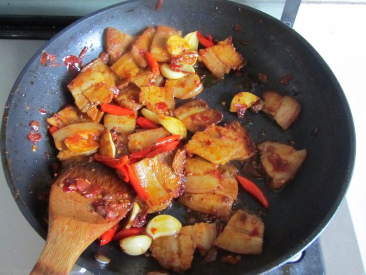 四季豆回锅肉步骤9