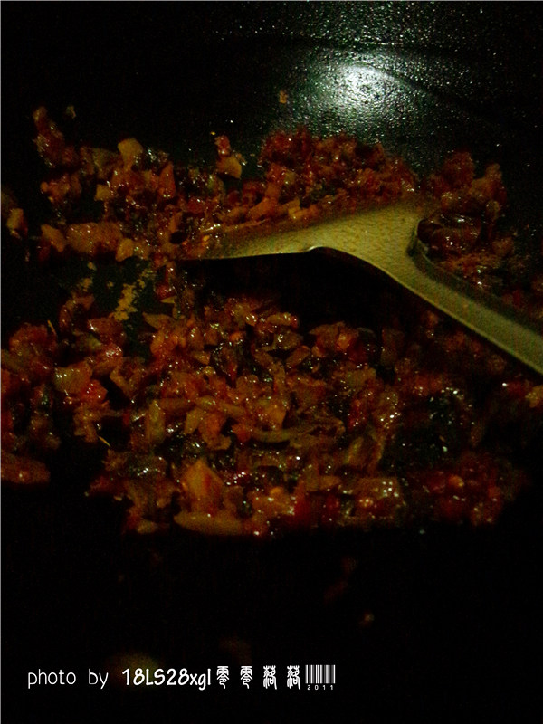 酸菜肉末煲粉条步骤8