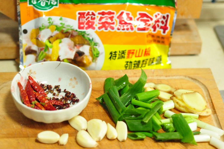 酸菜黑鱼步骤4