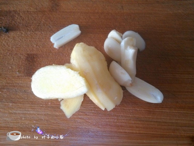 麻辣水煮鱼头鱼骨步骤2