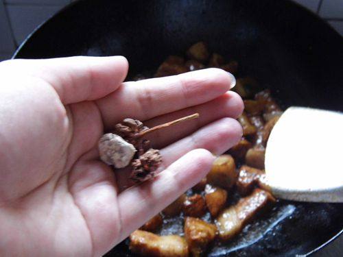多味笋干烧肉步骤7