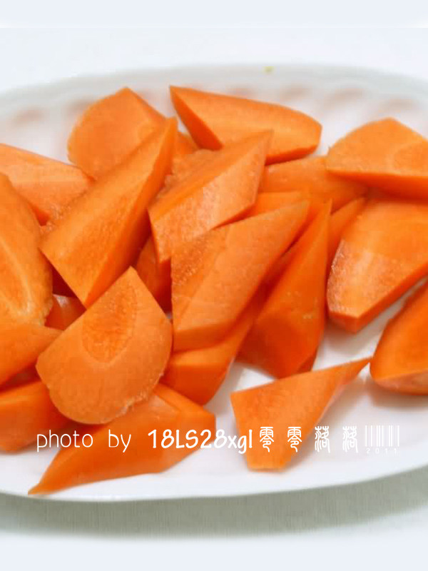 胡萝卜焖牛腩步骤2