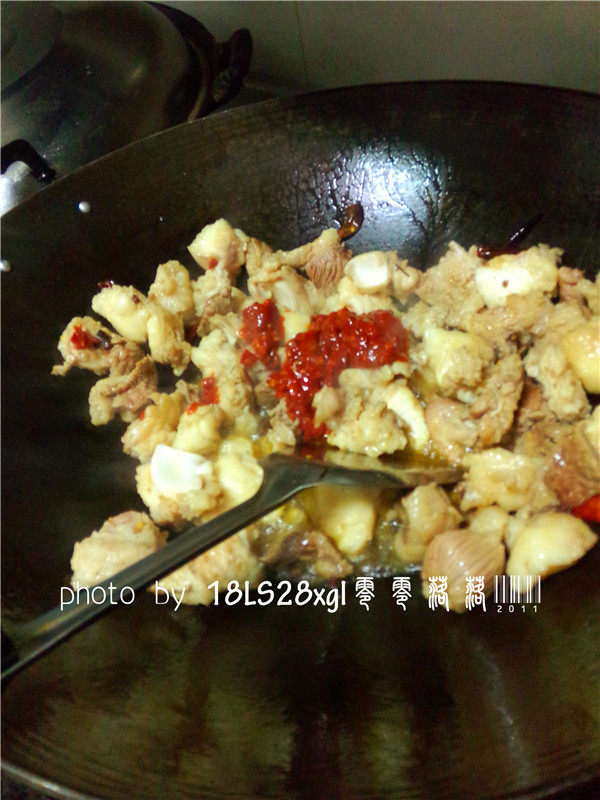 胡萝卜焖牛腩步骤6