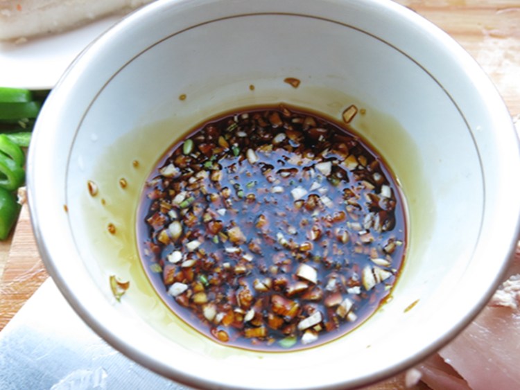 蒜蓉白肉步骤6