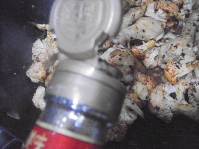 麻辣干锅鸡翅根步骤7