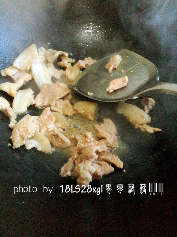 蒜苗肉片步骤5