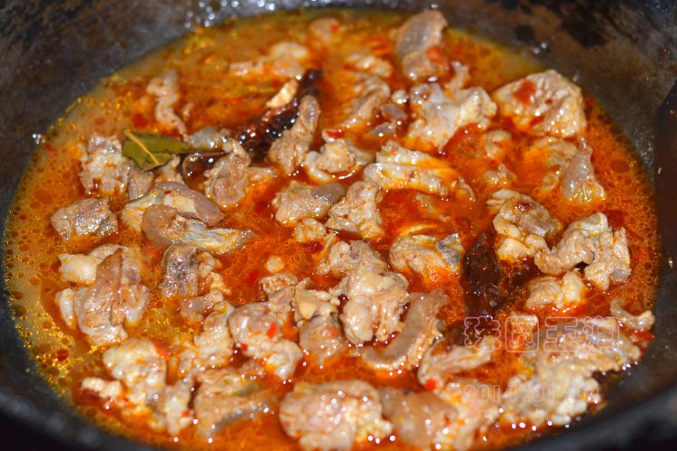 红烧牛肉浇头步骤5