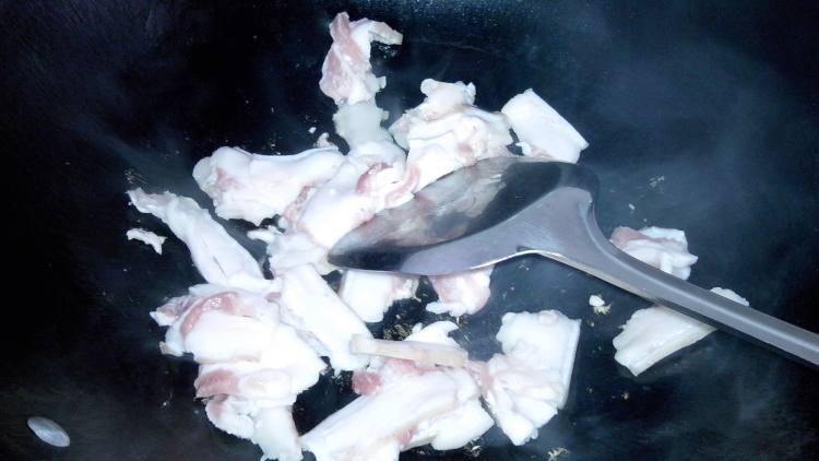扁豆炒肉步骤2