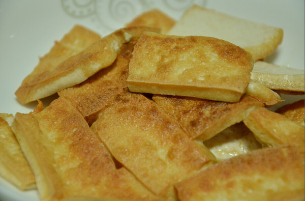 小黄小炒 - 煎豆腐步骤7