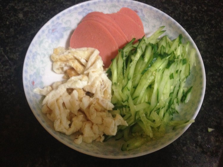 鸡汤荞麦冷面步骤4