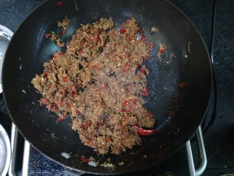 【手工美食】黑豆豉炒步骤4