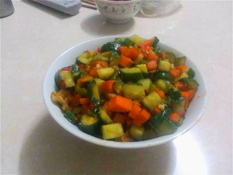 【手工美食】辣炒双丁步骤10