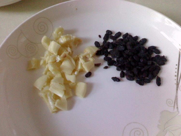 豆豉辣椒圈步骤3