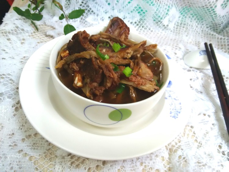 腊排骨炖干豆角步骤8