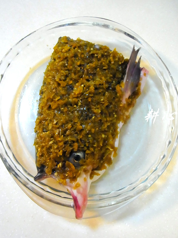 酱椒鱼头步骤2