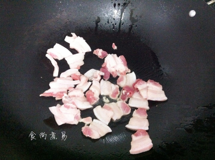 蒜香豆干五花肉步骤3