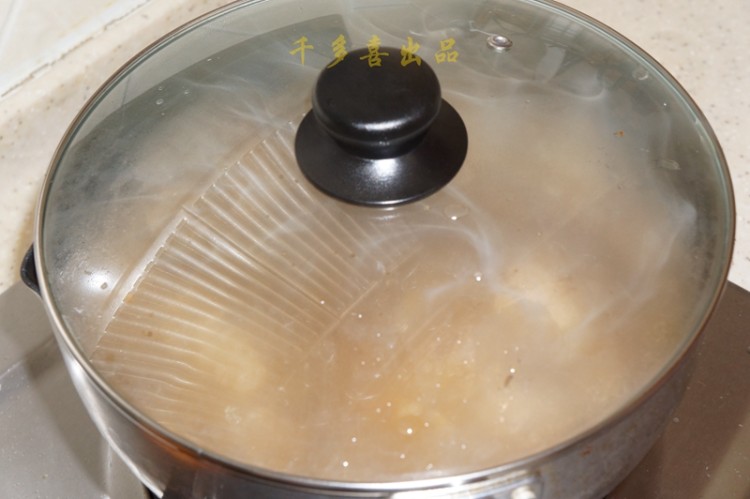 红薯粉丝焖鸡块步骤10