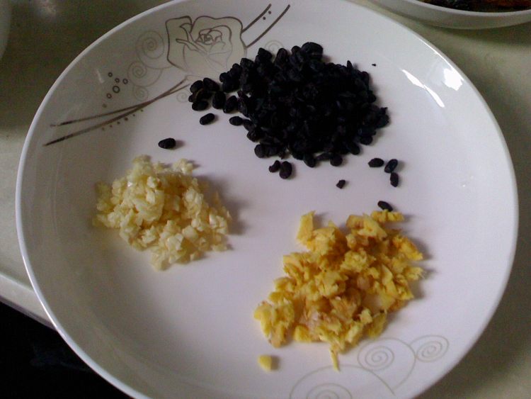 豆豉蒸腊肉步骤3