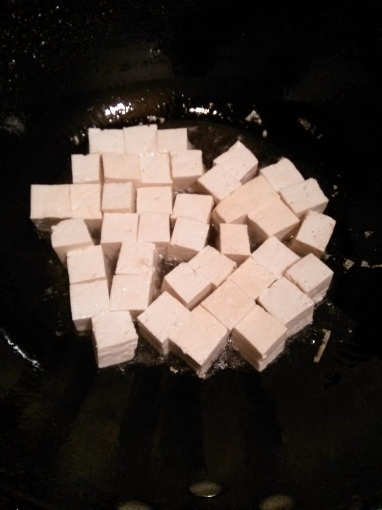炒豆腐丁步骤4
