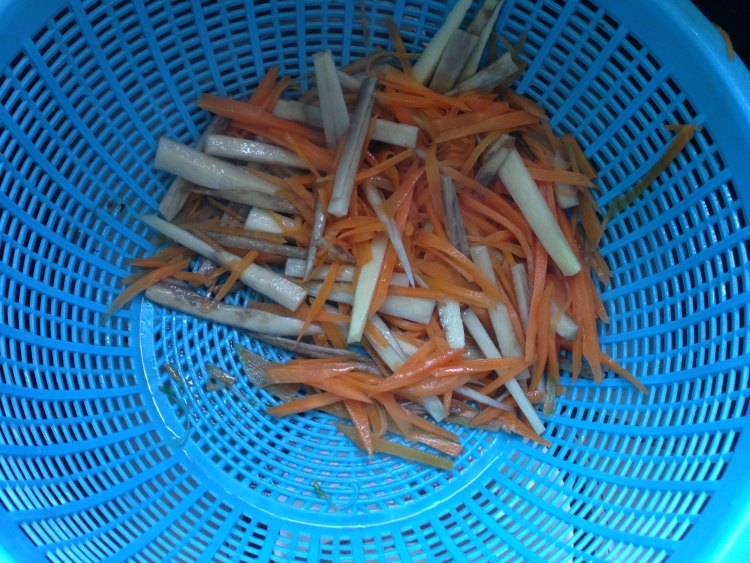 胡萝卜山药丝步骤5