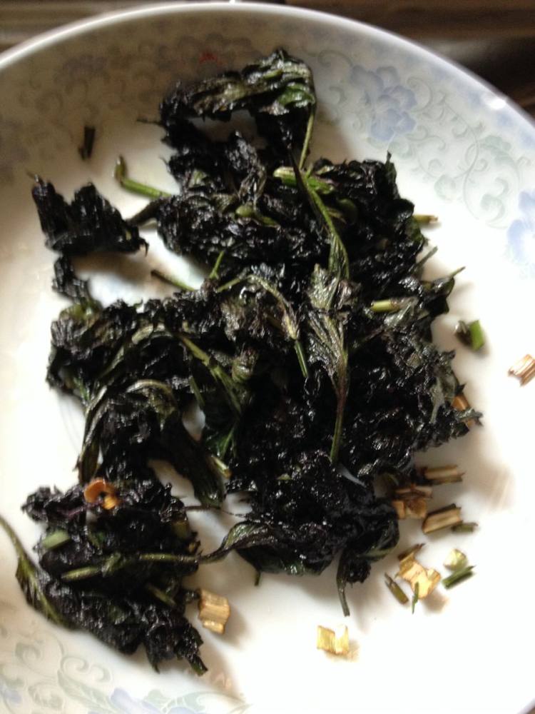 香辣紫苏金钱蛋步骤4