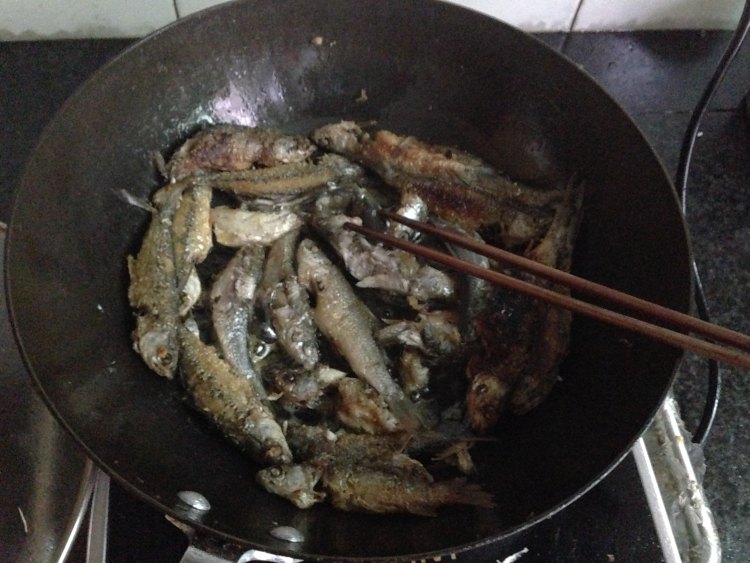 油酥火焙鱼步骤5