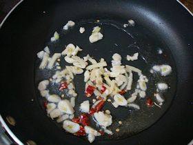 豆豉蒸腊鱼步骤2