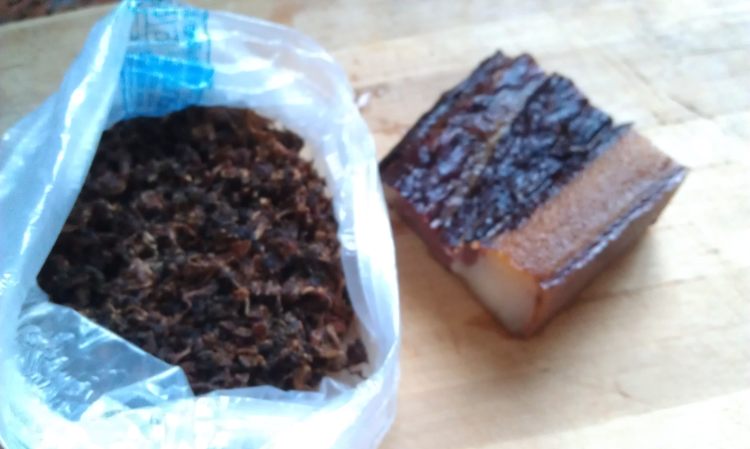 盐菜蒸腊肉步骤1