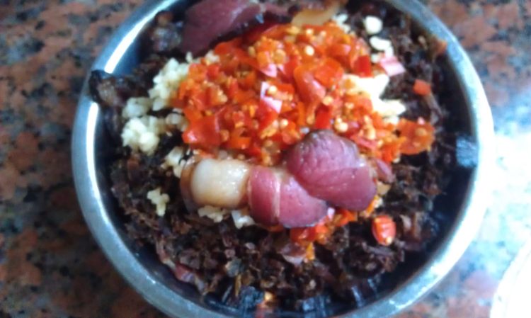 盐菜蒸腊肉步骤10