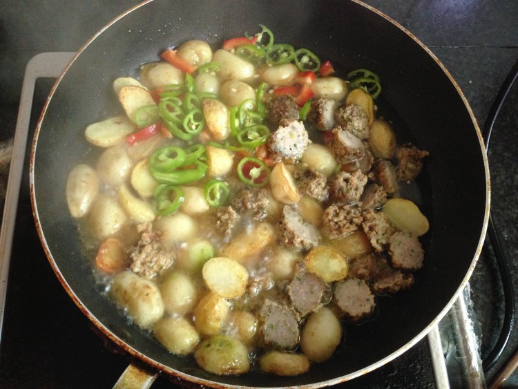 肉丸香焖土豆步骤7