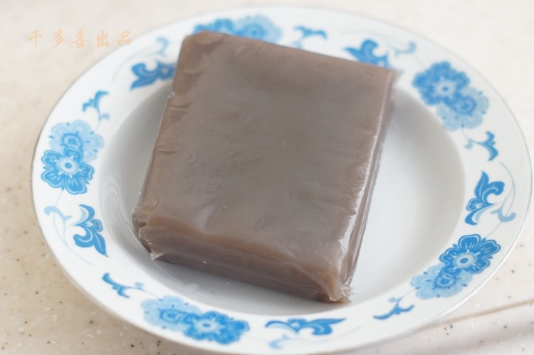 舌尖2美食 蕨根糍粑步骤1