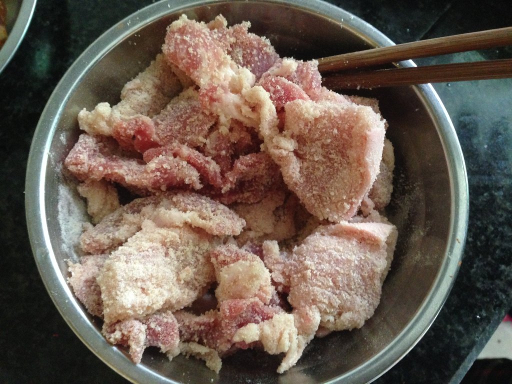 粉蒸五花肉步骤2