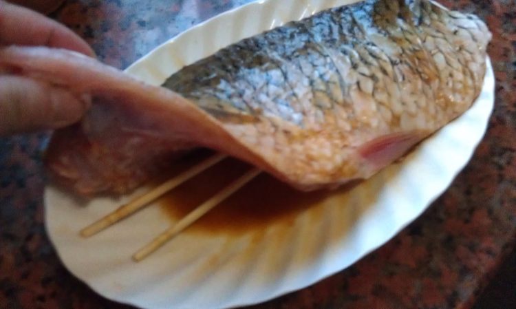 紫苏剁椒蒸鱼肉步骤10