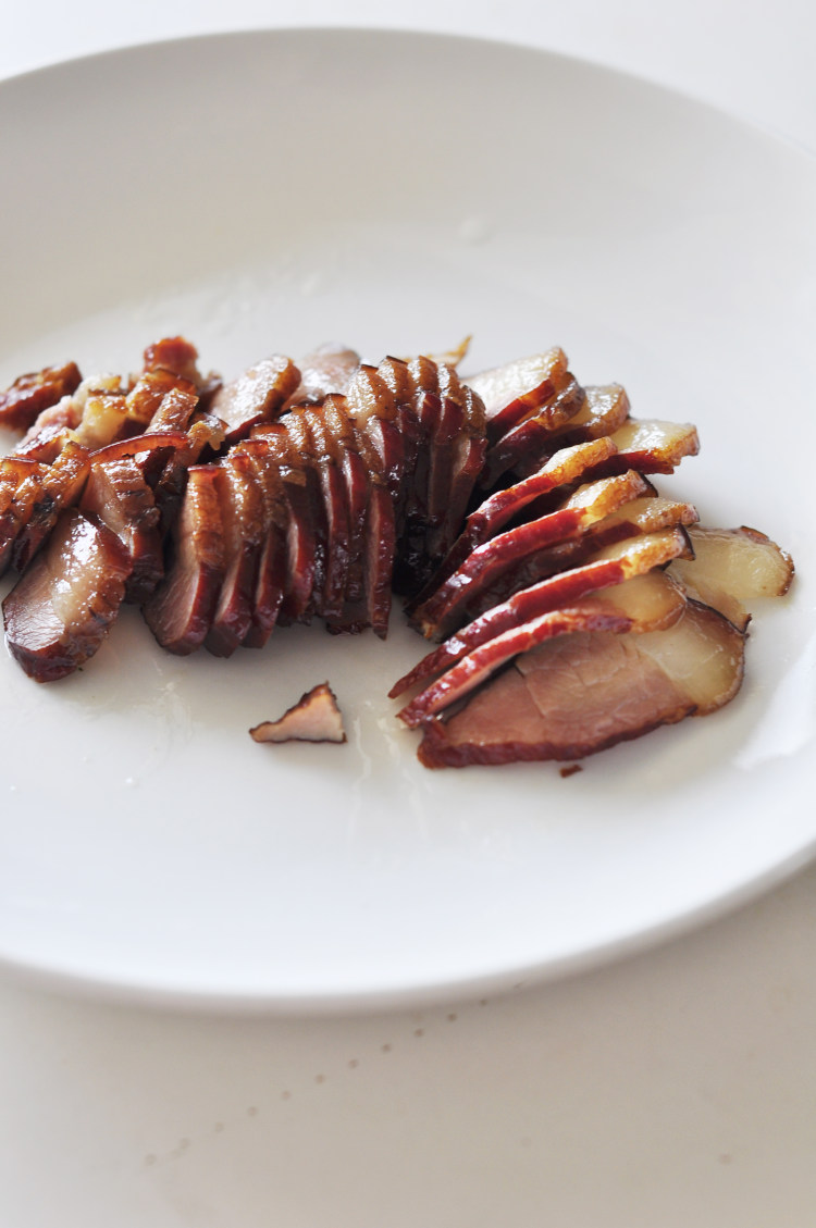湘味炒腊肉步骤2