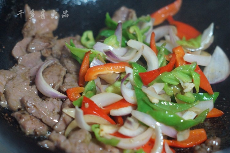 铁板洋葱牛肉步骤9