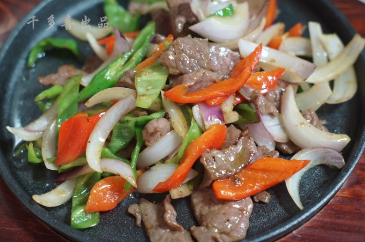 铁板洋葱牛肉步骤10